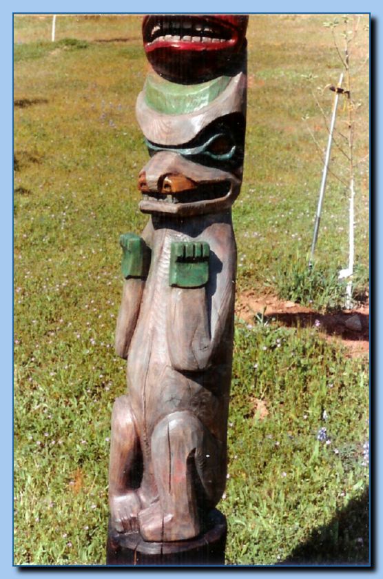 2 104 Totem Traditional Archive 06